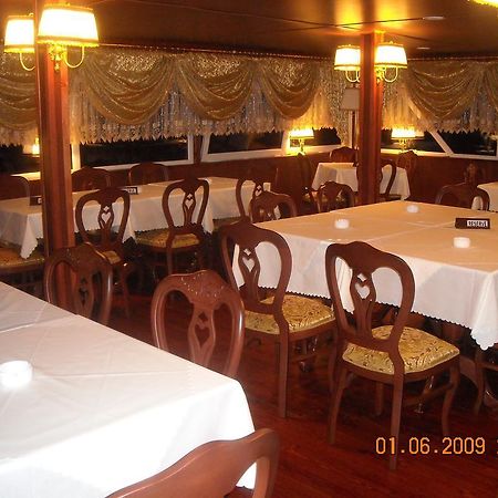 Hotel Brod Panini Veles Esterno foto
