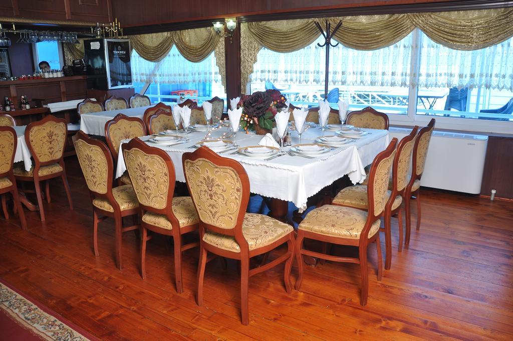 Hotel Brod Panini Veles Esterno foto